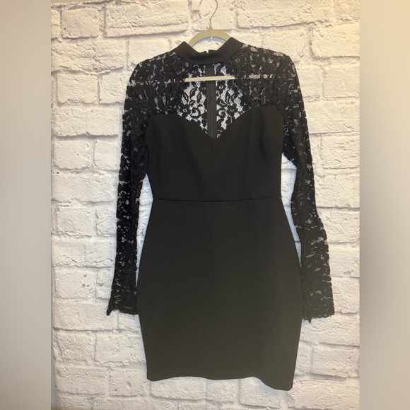 Black Windsor Dress with Lace Sleeves & Back with Collar - Picture 1 of 3